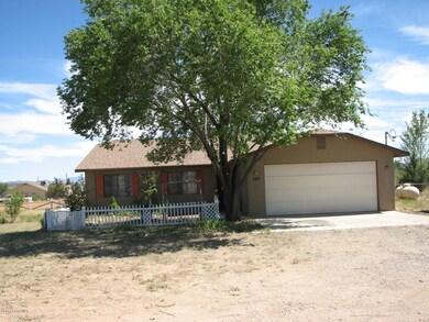 543 W Ahonen Rd, Paulden, AZ 86334 - photo 2