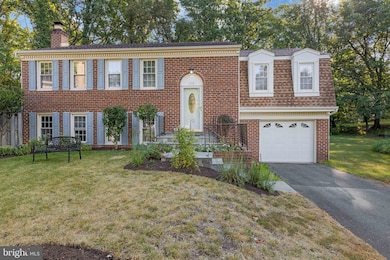 8710 Whitson Ct, Springfield, VA 22153 - photo 2