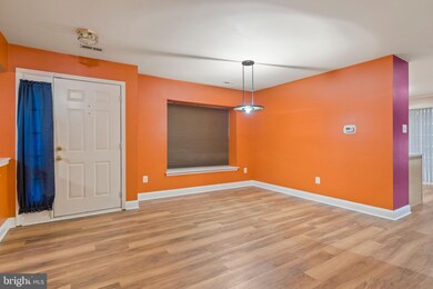 529 Jason Dr, Southampton, PA 18966 - photo 5