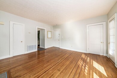 108-110 Wilber Ave, Columbus, OH 43215 - photo 6