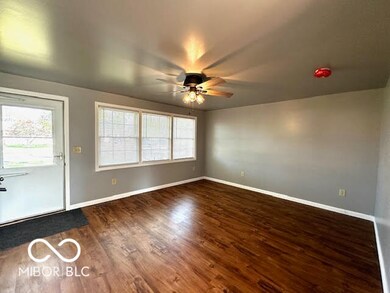 262 Weid Ct, Columbus, IN 47201 - photo 5