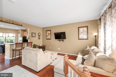 2025 Spring Run Cir, Frederick, MD 21702 - photo 4