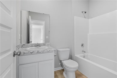 426 Rock Creek Dr, Tonganoxie, KS 66086 - photo 2