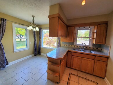 2nd Kitchen View