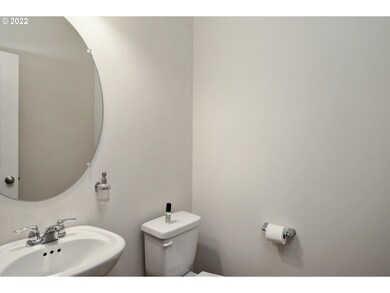 15679 SE Kingbird Dr, Clackamas, OR 97015 - photo 6