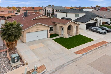 13731 Paseo Las Nubes Dr, El Paso, TX 79928 - photo 3