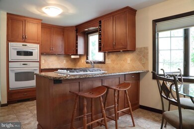 219 Riveredge Dr, Leola, PA 17540 - photo 3