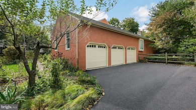 272 Fox Chase Ln, Doylestown, PA 18901 - photo 5