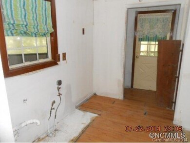 unlisted-address, Hendersonville, NC 28792 - photo 4