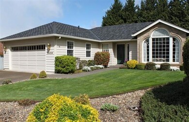 2459 Greenridge Dr, Medford, OR 97504 - photo 2