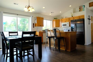 514 E Norma Lee Ave, Medical Lake, WA 99022 - photo 3