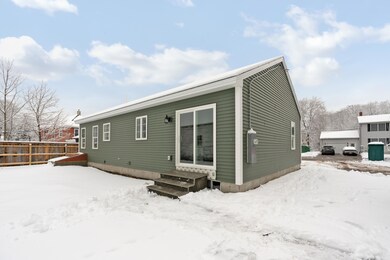 M26L3 West St, Sanford, ME 04073 - photo 2