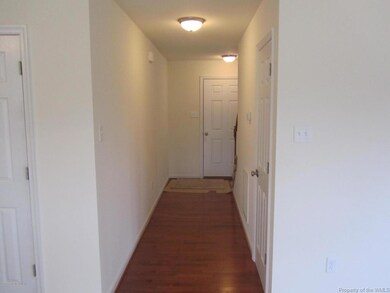 EMH Cumberland 008