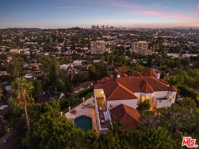 4509 Dundee Dr, Los Angeles, CA 90027 - photo 2