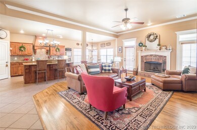 Gorgeous hard woods, wood burning fire place, open