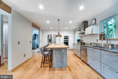 2508 Congreve Ct, Herndon, VA 20171 - photo 6