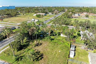 1307 15th St E, Bradenton, FL 34208 - photo 6