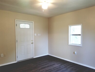 111 7th St unit 1, Rosenberg, TX 77471 - photo 2