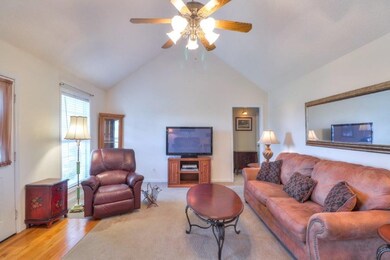 409 Meadowlark Dr, Shelbyville, TN 37160 - photo 5