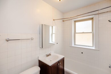 unlisted-address, Chicago, IL 60625 - photo 7