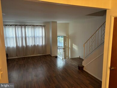 9915 Lackland Dr, Philadelphia, PA 19114 - photo 4