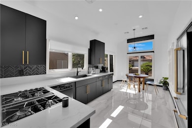 8170 Round Hills Cir, Las Vegas, NV 89113 - photo 7