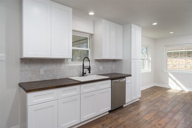 2609 Westfield St, Alvin, TX 77511 - photo 5