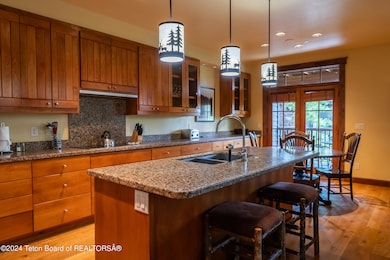 Kitchen 1