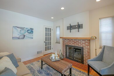 5 Living Room