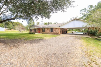 6483 Hwy 18 36