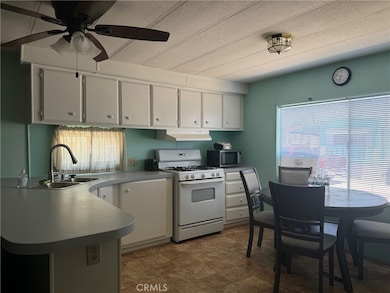 1349 W 135th St unit 21, Gardena, CA 90247 - photo 4