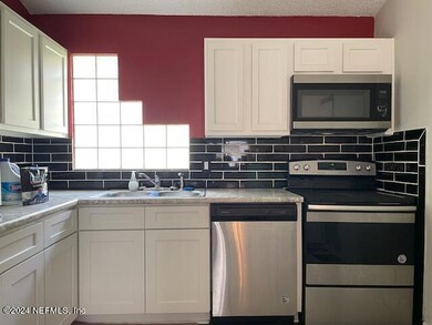 10676 Northwyck Dr, Jacksonville, FL 32218 - photo 4