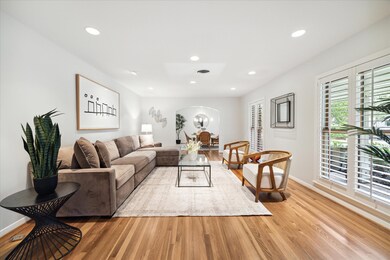 163 Warrenton Dr, Houston, TX 77024 - photo 5