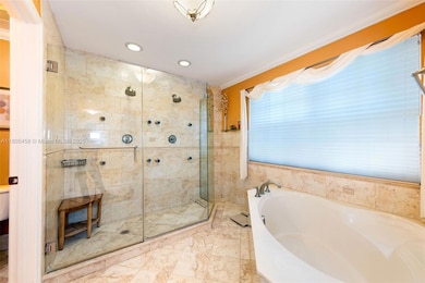Roman Tub