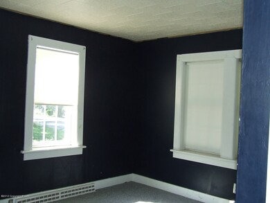 1140 N 5th St, Stroudsburg, PA 18360 - photo 7