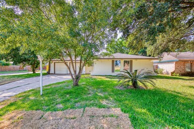 6330 King Post Dr, Houston, TX 77088 - photo 2