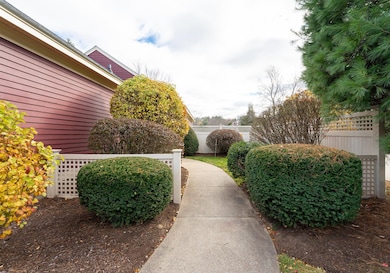 20 Pebble Beach Dr unit 22-89-20, Bedford, NH 03110 - photo 5