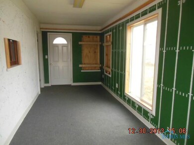 5028 Trimble Rd, Toledo, OH 43613 - photo 2