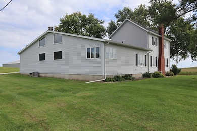 556 Ryan Rd, Harmon, IL 61042 - photo 2