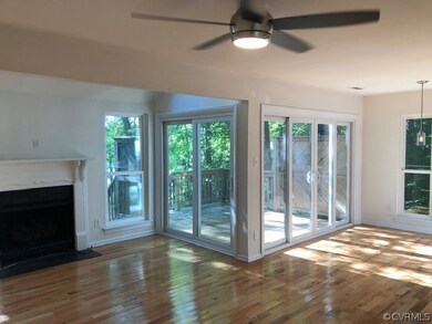 Living Room/Dining area