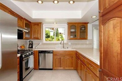 New appliances and back spash.