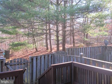 9126 Lambskin Ln, Columbia, MD 21045 - photo 2