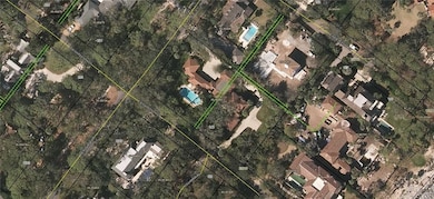 lot lines showing the 2 lots