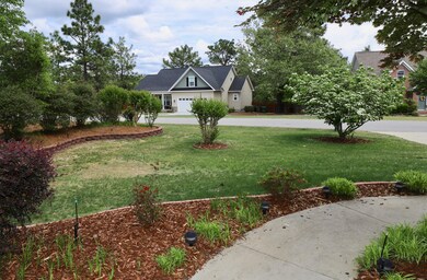 Front yard to street