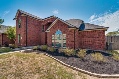 1907 Clearview Dr, Ennis, TX 75119 - photo 4