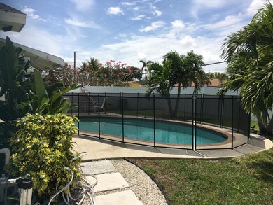 pool 8
