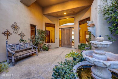003_Courtyard