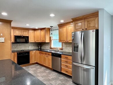 4 Evergreen Rd, Stoneham, MA 02180 - photo 5