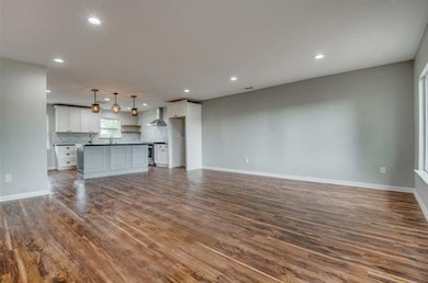 303 E Monte Carlo Blvd, Princeton, TX 75407 - photo 3