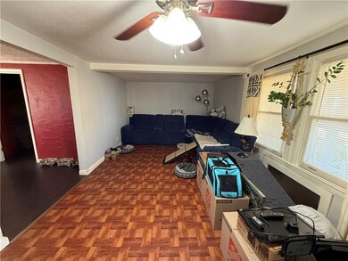 628 Grandview Ave, Clairton, PA 15025 - photo 4